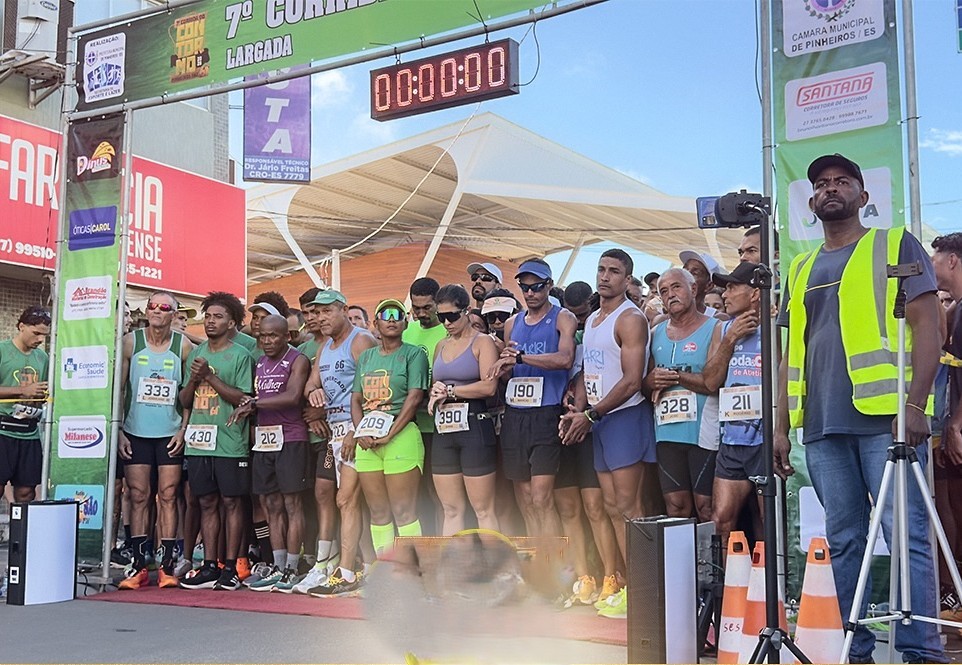 8ª Corrida do Contorno reúne atletas de quatro estados e tem recorde de inscritos